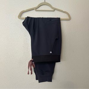 FIGS Chargoal LP Zamora Jogger